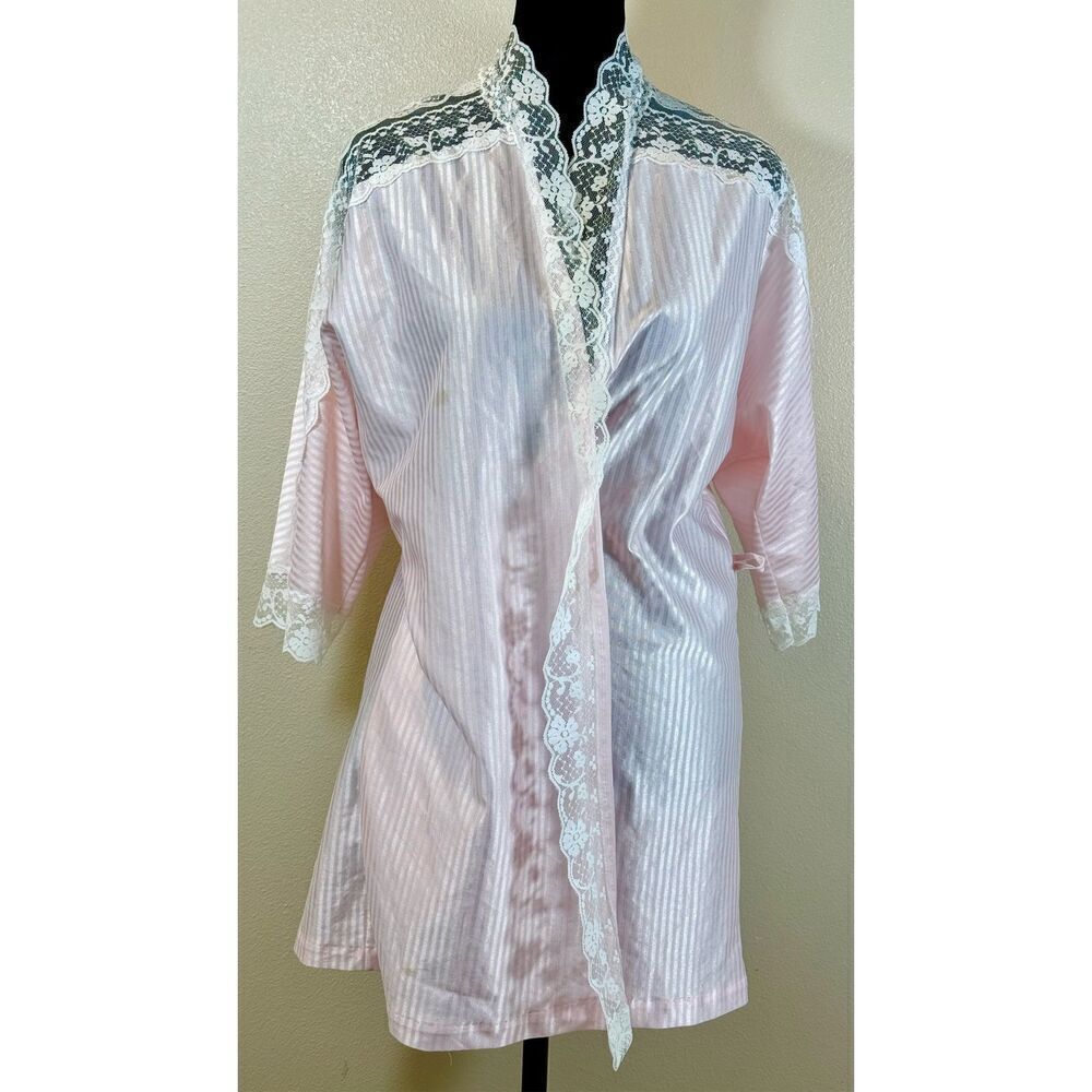 Vintage Frederick’s of Hollywood Open Front Light Pink Robe with Lace Trim S/M